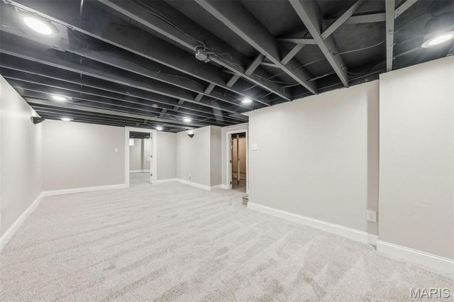 9701 Glen Owen Drive, St Louis, MO 63136