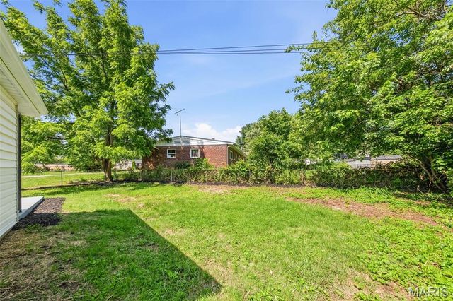 9701 Glen Owen Drive, St Louis, MO 63136