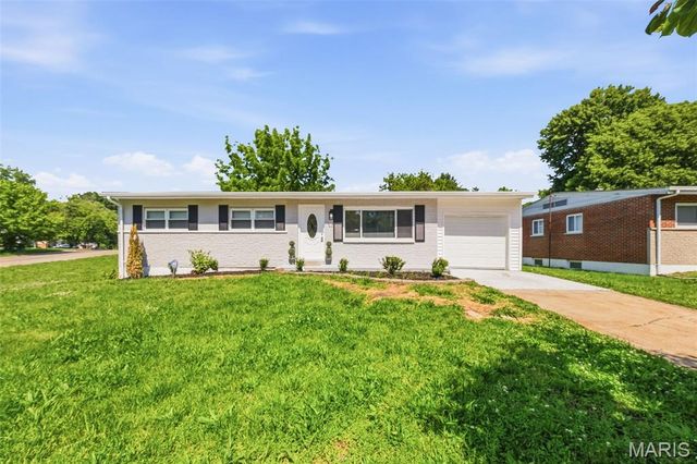 9701 Glen Owen Drive, St Louis, MO 63136