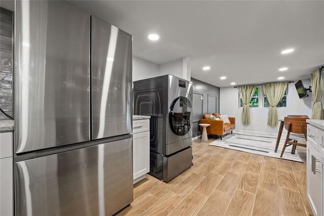 10 Claire SE Drive, Atlanta, GA 30315