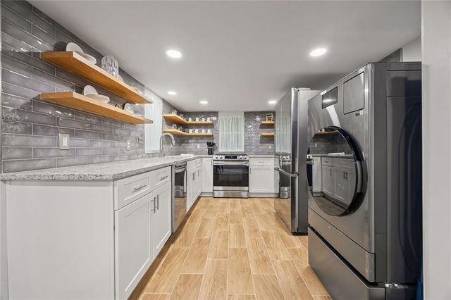 10 Claire SE Drive, Atlanta, GA 30315