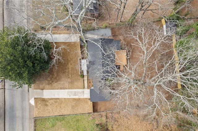 10 Claire SE Drive, Atlanta, GA 30315