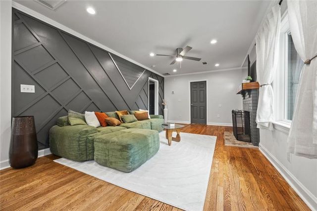 10 Claire SE Drive, Atlanta, GA 30315