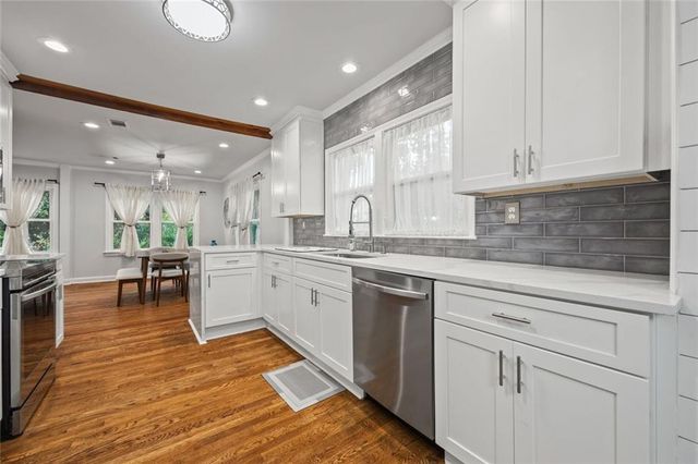 10 Claire SE Drive, Atlanta, GA 30315