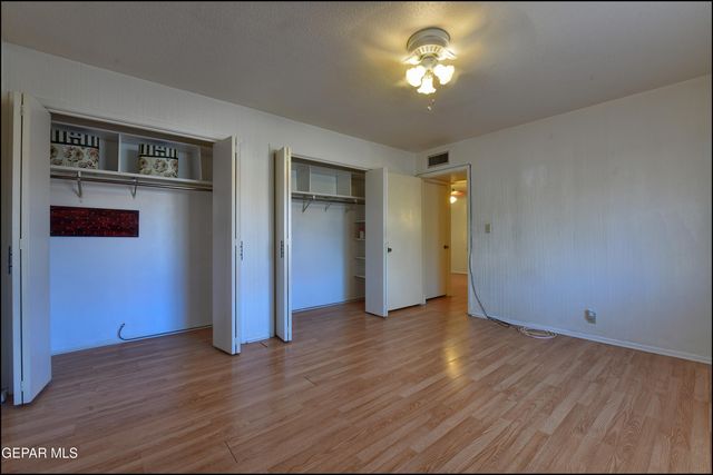 252 Shadow Mountain Drive D12, El Paso, TX 79912