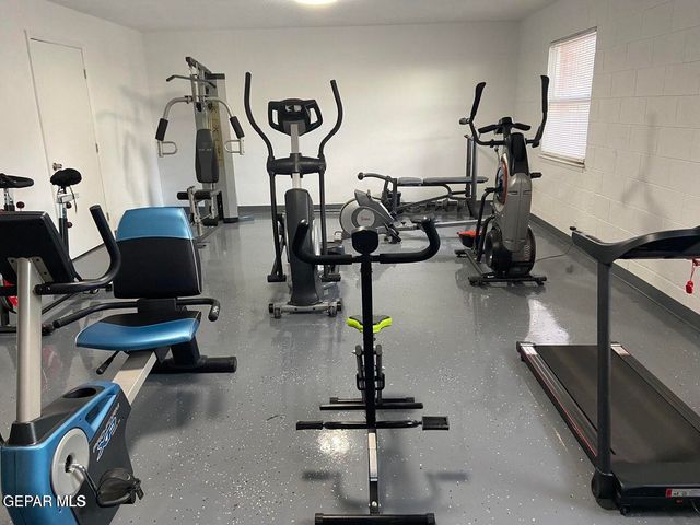 252 Shadow Mountain Drive D12, El Paso, TX 79912