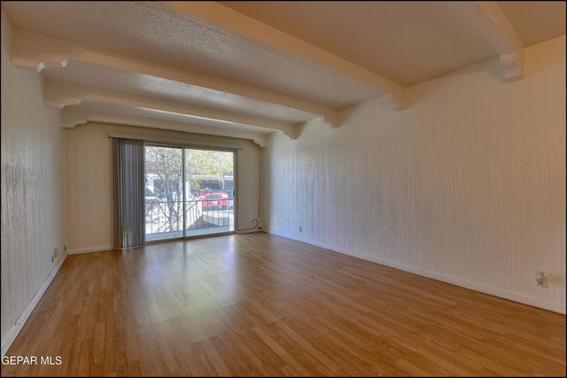 252 Shadow Mountain Drive D12, El Paso, TX 79912