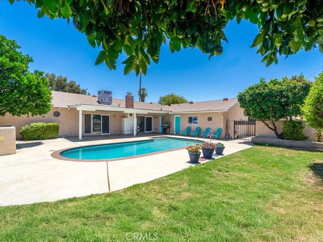 173 Grove, Hemet, CA 92544
