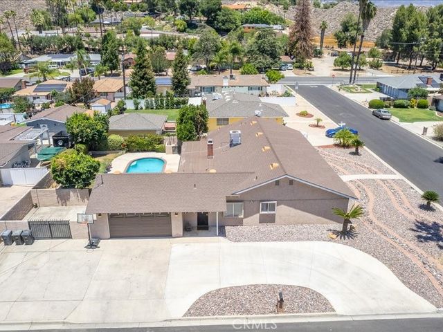 173 Grove, Hemet, CA 92544