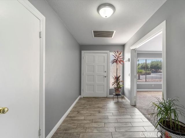 173 Grove, Hemet, CA 92544
