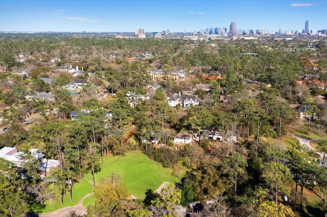 140 Quail Creek Court, Piney Point Village, TX 77024