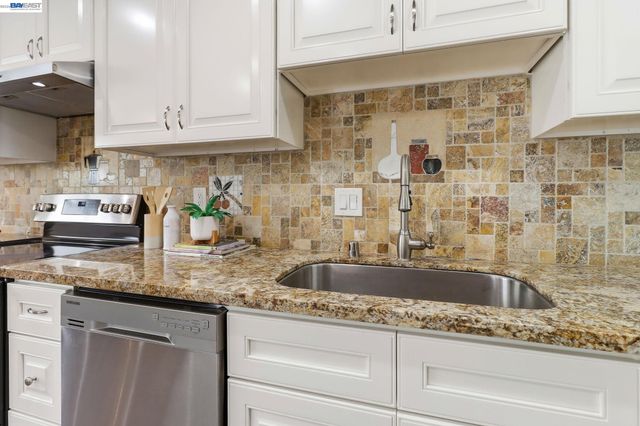 4444 Gibraltar Dr, Fremont, CA 94536