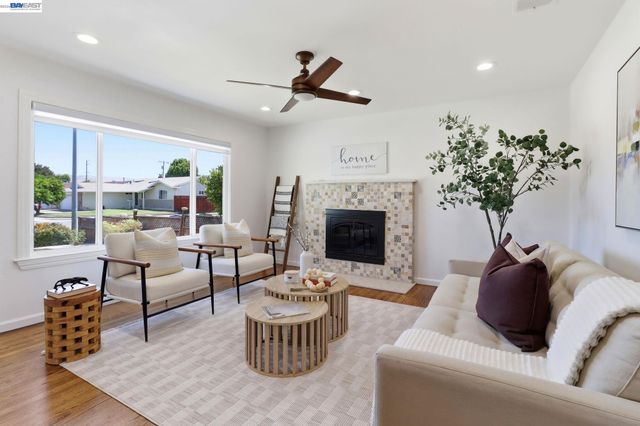 4444 Gibraltar Dr, Fremont, CA 94536