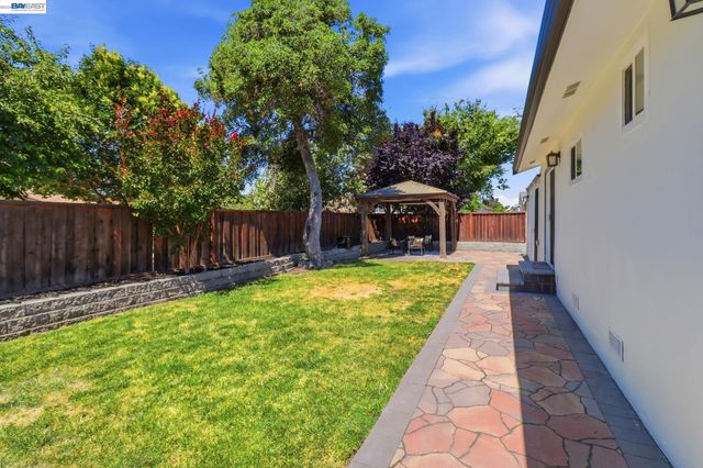 4444 Gibraltar Dr, Fremont, CA 94536