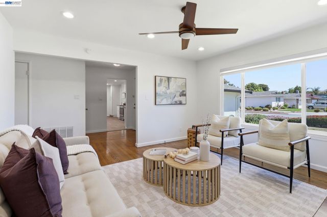 4444 Gibraltar Dr, Fremont, CA 94536