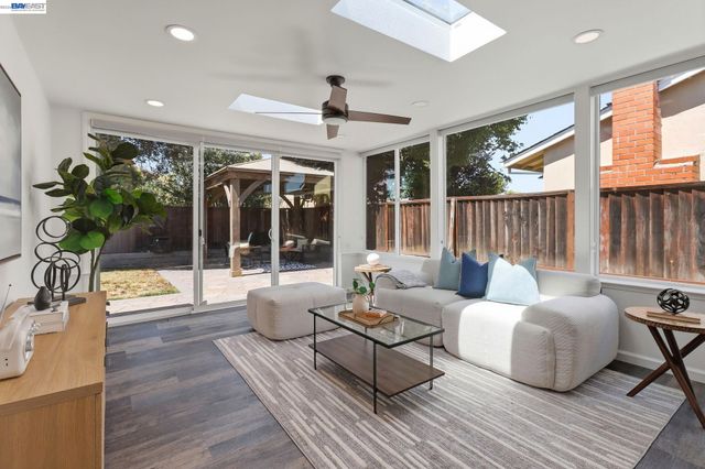 4444 Gibraltar Dr, Fremont, CA 94536