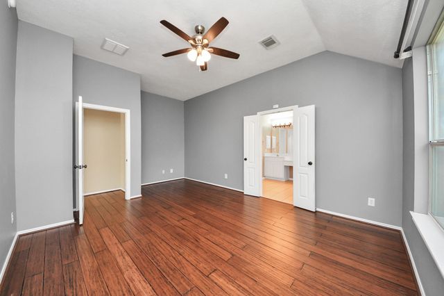 10118 Heron Meadows Drive, Houston, TX 77095