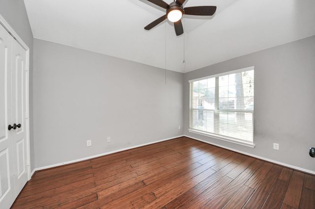 10118 Heron Meadows Drive, Houston, TX 77095