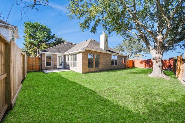 10118 Heron Meadows Drive, Houston, TX 77095