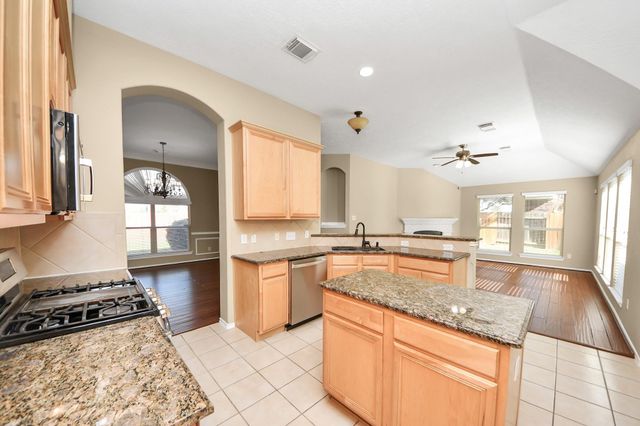 10118 Heron Meadows Drive, Houston, TX 77095