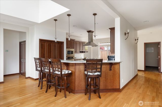 2777 SW Fairway Point Drive, Oak Harbor, WA 98277