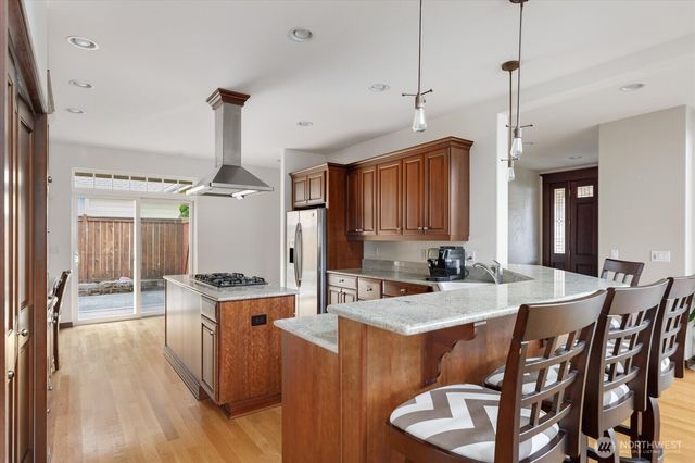 2777 SW Fairway Point Drive, Oak Harbor, WA 98277