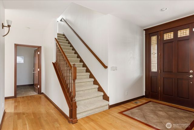 2777 SW Fairway Point Drive, Oak Harbor, WA 98277