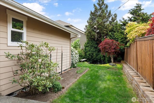 2777 SW Fairway Point Drive, Oak Harbor, WA 98277