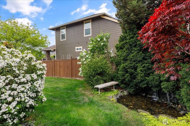 2777 SW Fairway Point Drive, Oak Harbor, WA 98277