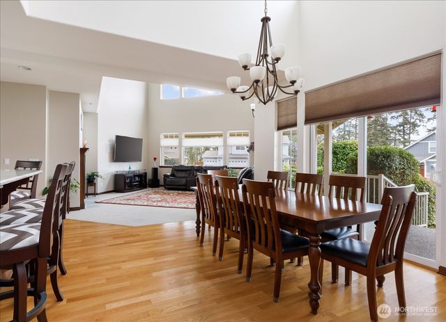 2777 SW Fairway Point Drive, Oak Harbor, WA 98277