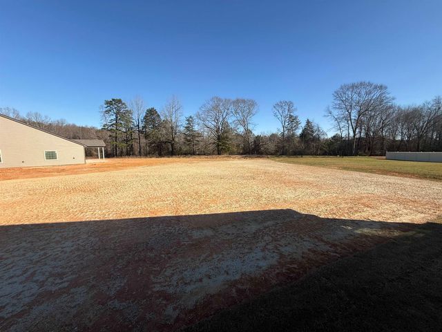 552 Adventure Isla Way, Campobello, SC 29322