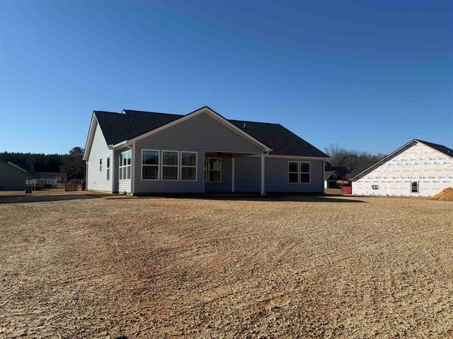 552 Adventure Isla Way, Campobello, SC 29322