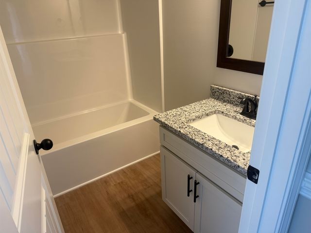 552 Adventure Isla Way, Campobello, SC 29322