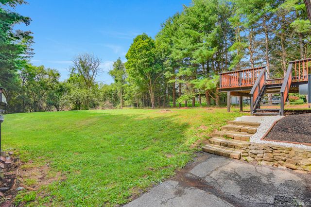 36 Bronson Road, Poughquag, NY 12570