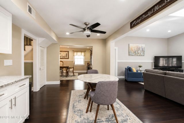 23 Beacon Lane, Matawan, NJ 07747