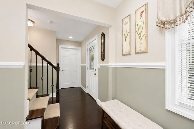 23 Beacon Lane, Matawan, NJ 07747