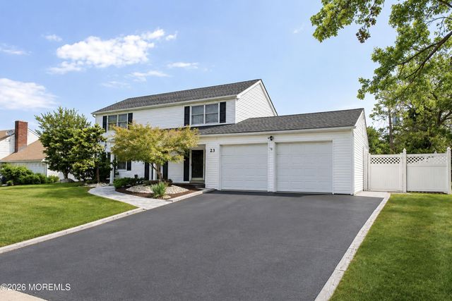 23 Beacon Lane, Matawan, NJ 07747