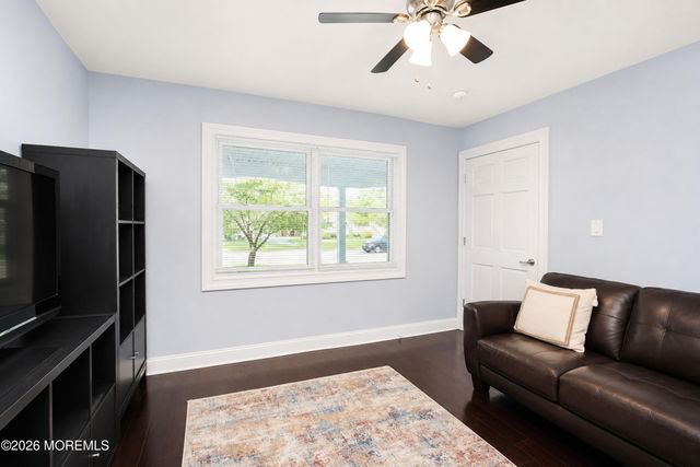 23 Beacon Lane, Matawan, NJ 07747