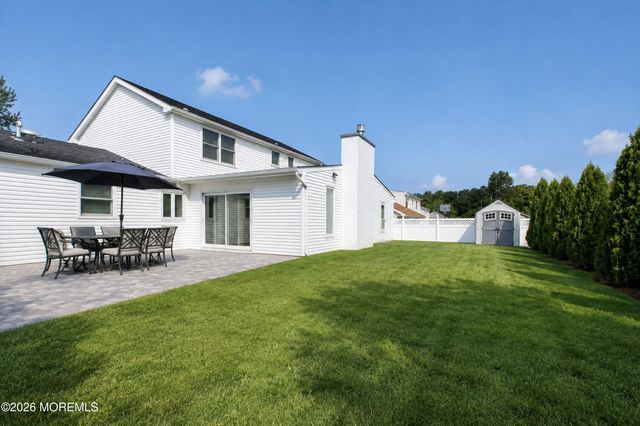 23 Beacon Lane, Matawan, NJ 07747