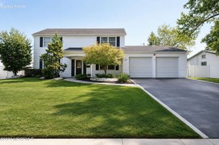 23 Beacon Lane, Matawan, NJ 07747