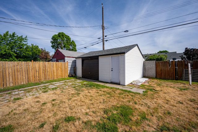 1504 E Rich Ave, Spokane, WA 99207