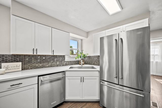 1504 E Rich Ave, Spokane, WA 99207