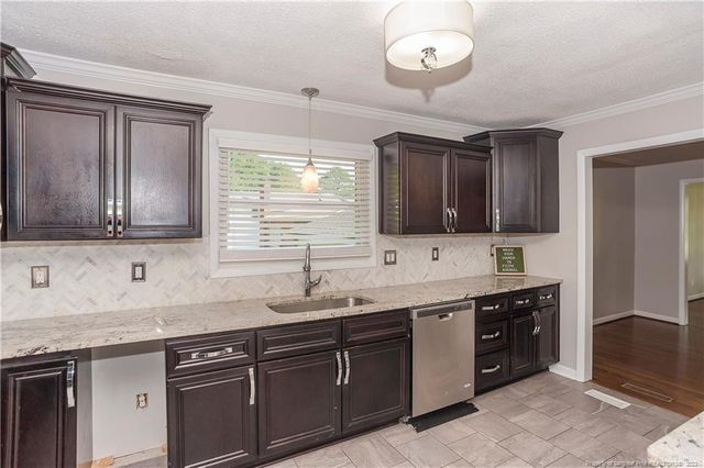 2831 Rosehill Road, Fayetteville, NC 28301