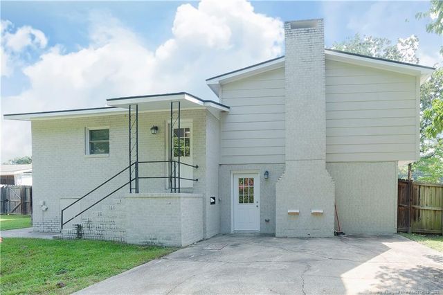 2831 Rosehill Road, Fayetteville, NC 28301