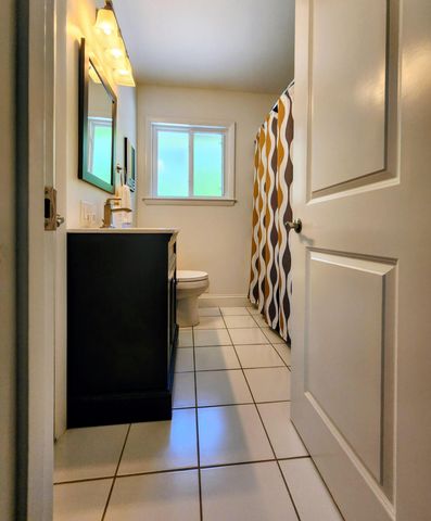 108 Forrest Avenue S, Lookout Mountain, TN 37350