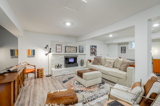 108 Forrest Avenue S, Lookout Mountain, TN 37350