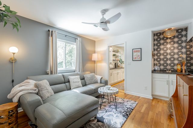 108 Forrest Avenue S, Lookout Mountain, TN 37350