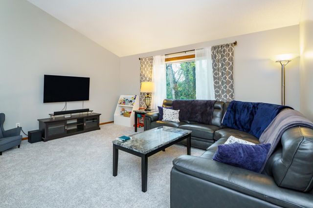 8352 168th Street W, Lakeville, MN 55044