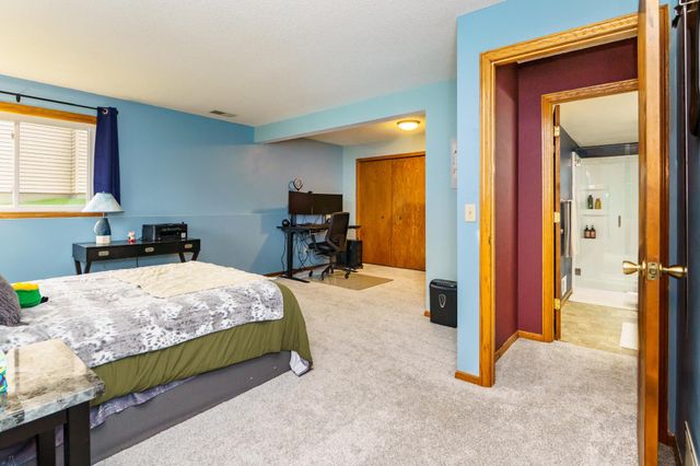 8352 168th Street W, Lakeville, MN 55044