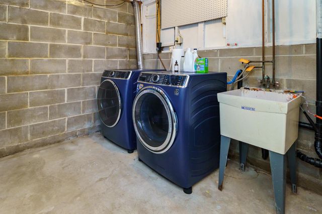 8352 168th Street W, Lakeville, MN 55044